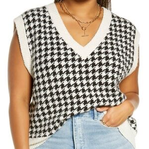 BP. Oversize Houndstooth Sweater Vest